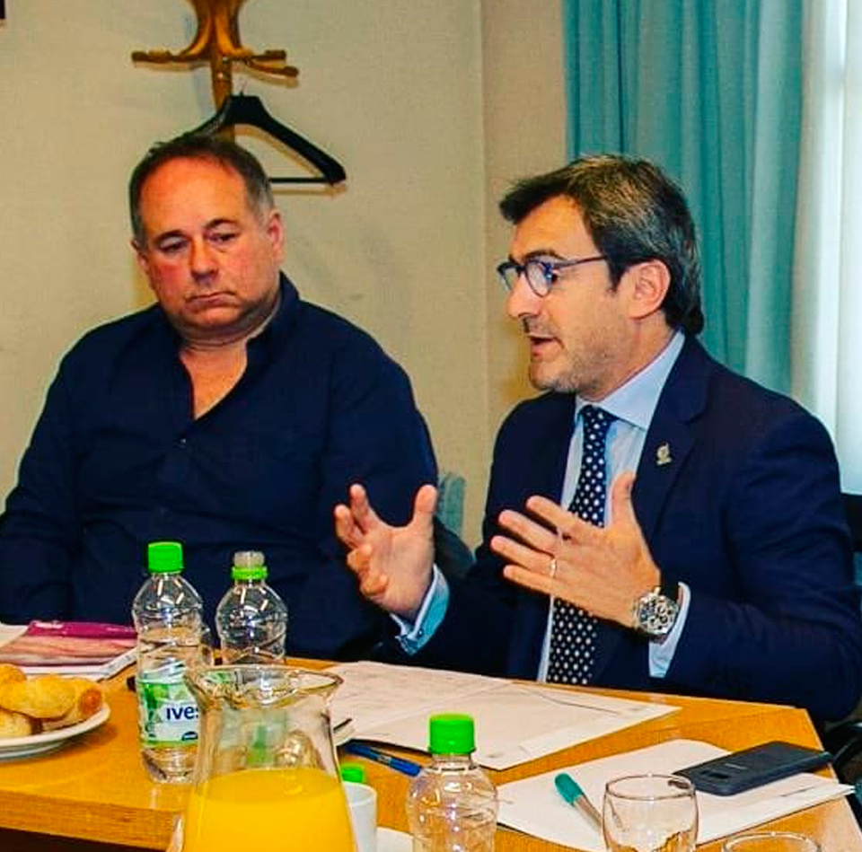 Encuentro con representantes de INTI Argentina y del Ministerio de Producción