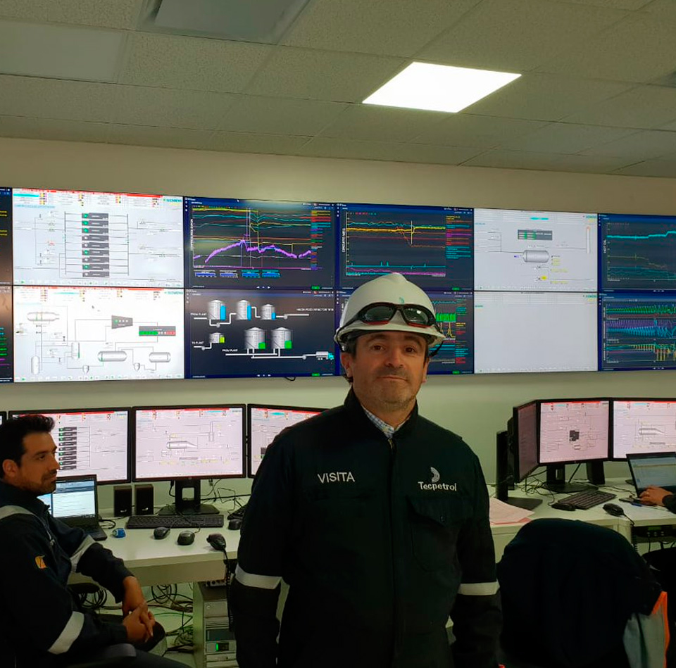 Recorrida por un centro de control en Vaca Muerta