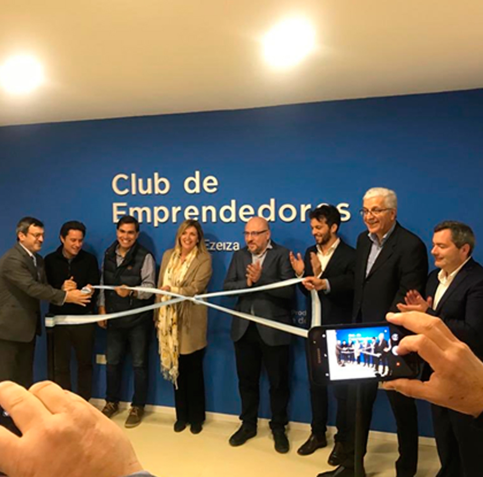 Inauguración del Club de Emprendedores, de la Universidad de Ezeiza